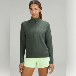 Lululemon Swiftly Relaxed Half Zip Size: 6